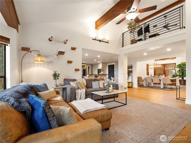 918 Lummi Drive, Fox Island, WA 98333