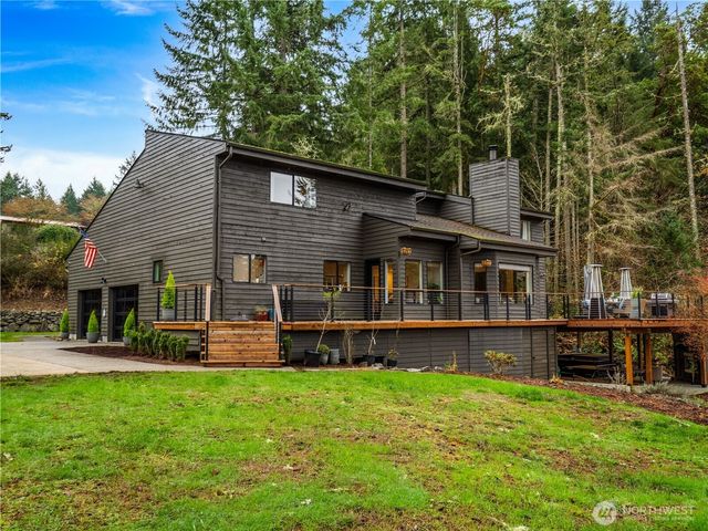 918 Lummi Drive, Fox Island, WA 98333