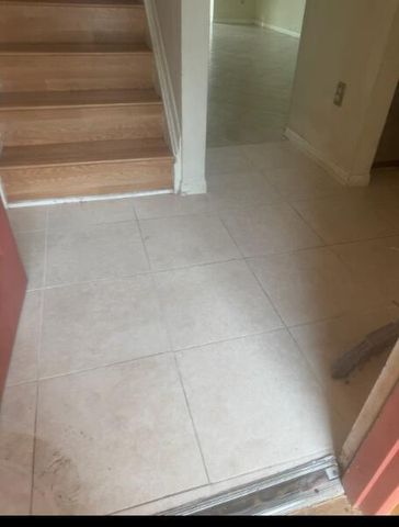 3868 NW 90th Avenue, Sunrise, FL 33351