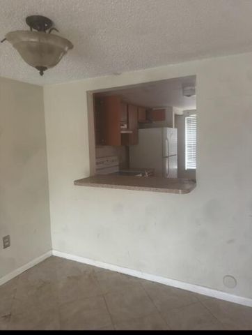 3868 NW 90th Avenue, Sunrise, FL 33351