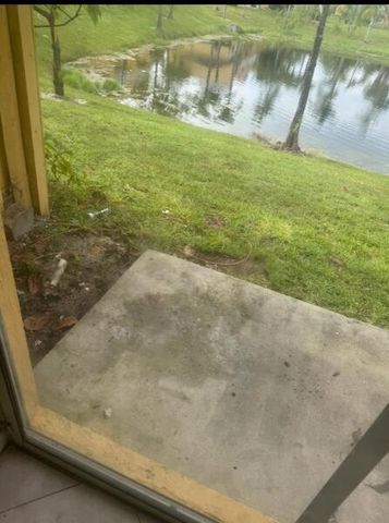 3868 NW 90th Avenue, Sunrise, FL 33351