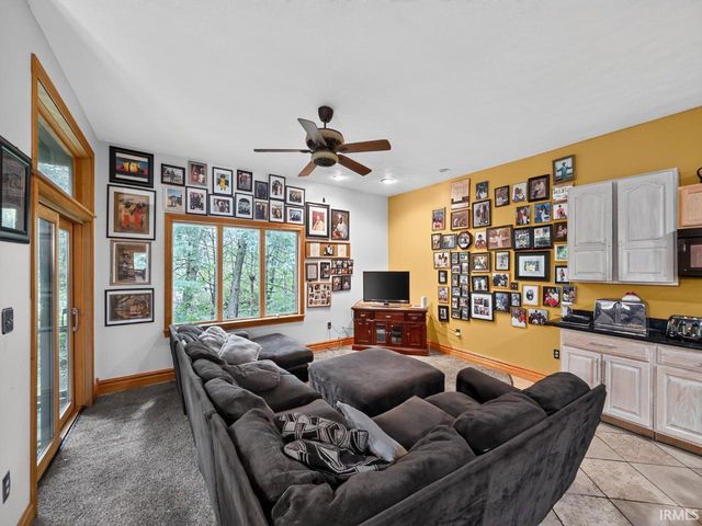 1925 Corby Boulevard, South Bend, IN 46617