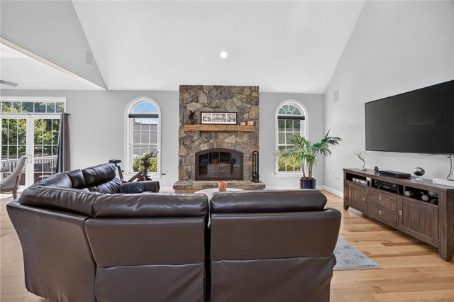 146 Central Street, Acton, MA 01720