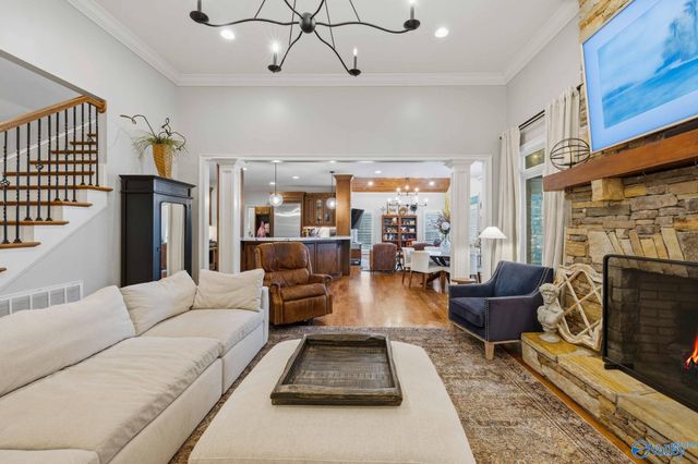 5540 Grist Mill Lane, Guntersville, AL 35976