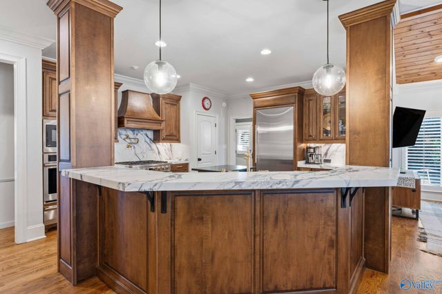 5540 Grist Mill Lane, Guntersville, AL 35976