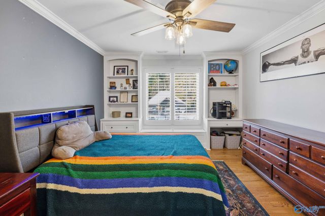 5540 Grist Mill Lane, Guntersville, AL 35976