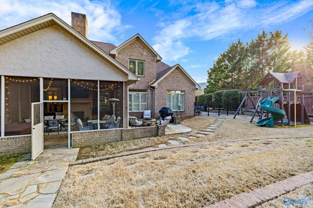 5540 Grist Mill Lane, Guntersville, AL 35976