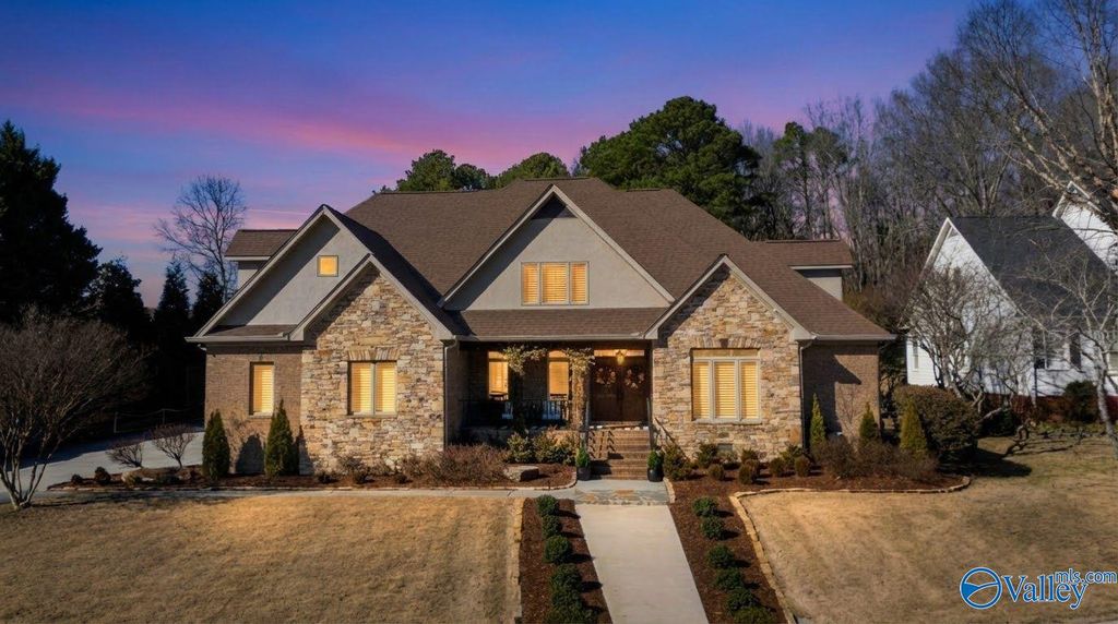 5540 Grist Mill Lane, Guntersville, AL 35976