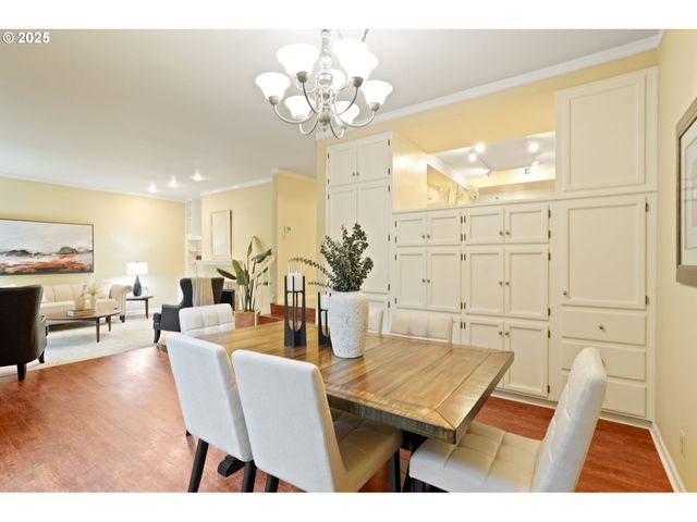 6679 HUNTINGTON Cir Se, Salem, OR 97306