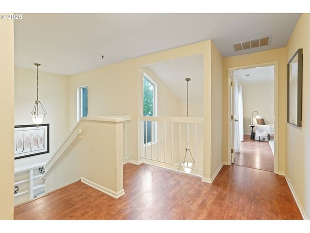 6679 HUNTINGTON Cir Se, Salem, OR 97306