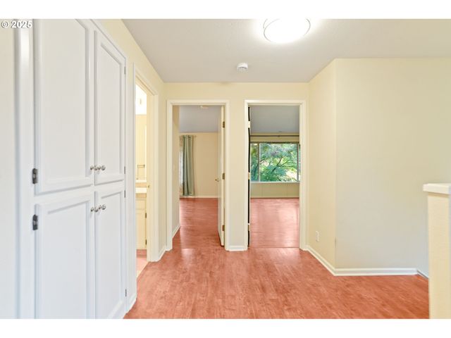 6679 HUNTINGTON Cir Se, Salem, OR 97306