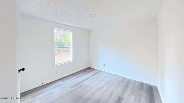 410 Pond View Circle, Hampstead, NC 28443