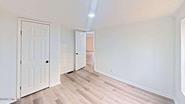 410 Pond View Circle, Hampstead, NC 28443