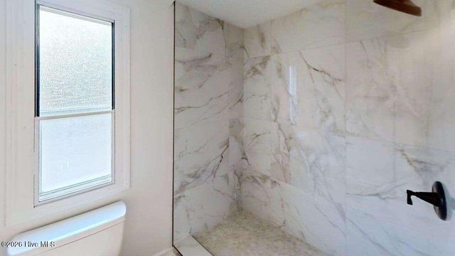 410 Pond View Circle, Hampstead, NC 28443