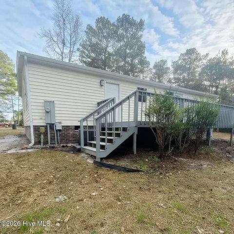 410 Pond View Circle, Hampstead, NC 28443