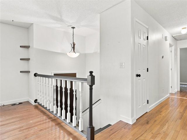 3704 N Woodland Avenue, Kansas City, MO 64116