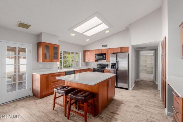 6018 W RIVIERA Drive, Glendale, AZ 85304