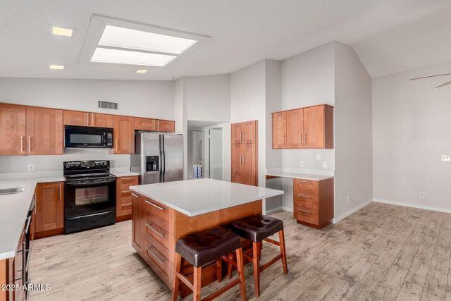 6018 W RIVIERA Drive, Glendale, AZ 85304