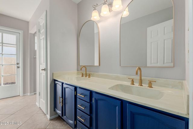 6018 W RIVIERA Drive, Glendale, AZ 85304