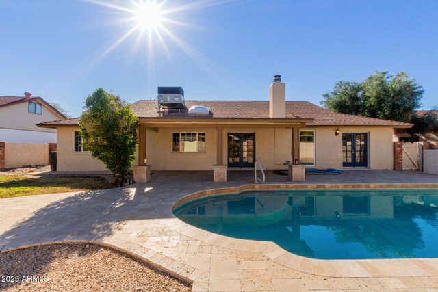 6018 W RIVIERA Drive, Glendale, AZ 85304