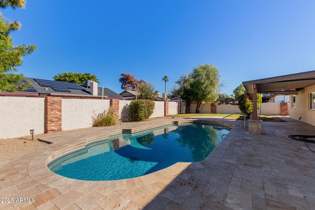 6018 W RIVIERA Drive, Glendale, AZ 85304