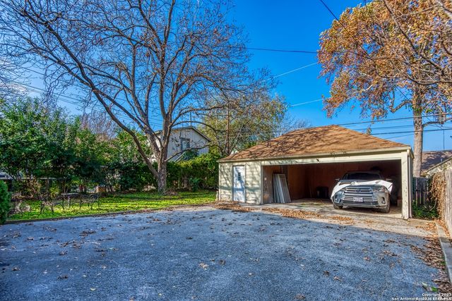 251 E Rosewood Ave Unit 2, San Antonio, TX 78212