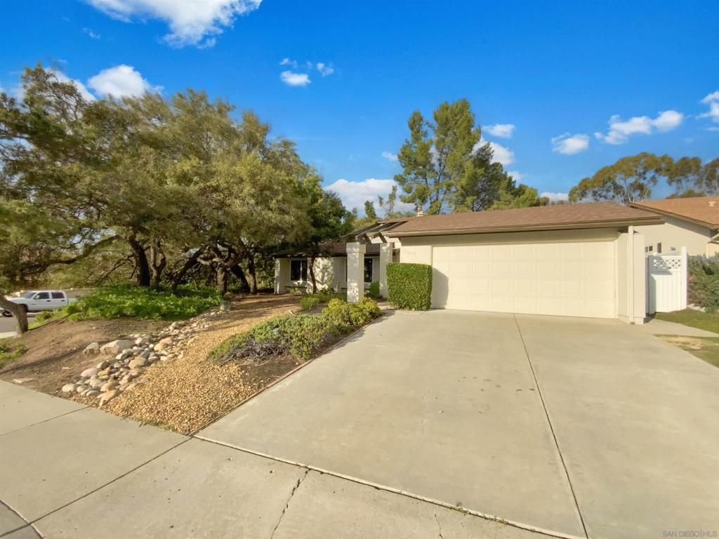 Image 1 of property listing at 11002 Promesa Dr, San Diego, CA 92124