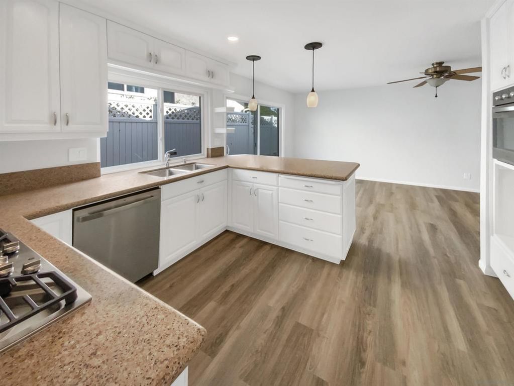 Image 12 of property listing at 11002 Promesa Dr, San Diego, CA 92124