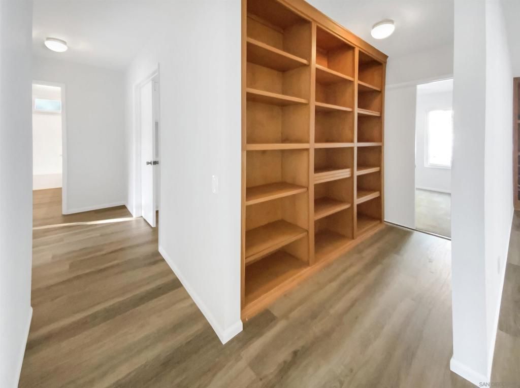 Image 15 of property listing at 11002 Promesa Dr, San Diego, CA 92124