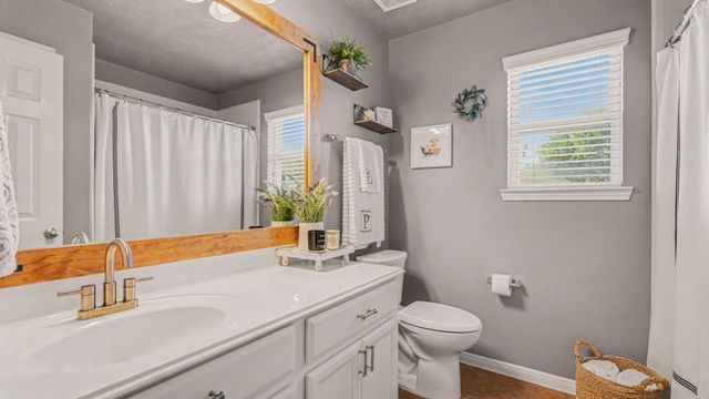 13602 Cotton Way, Cove, TX 77523