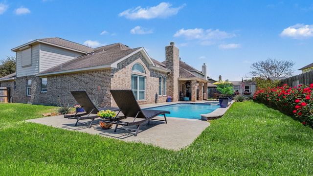 13602 Cotton Way, Cove, TX 77523