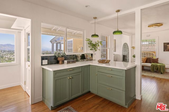 646 Crane Boulevard, Los Angeles, CA 90065