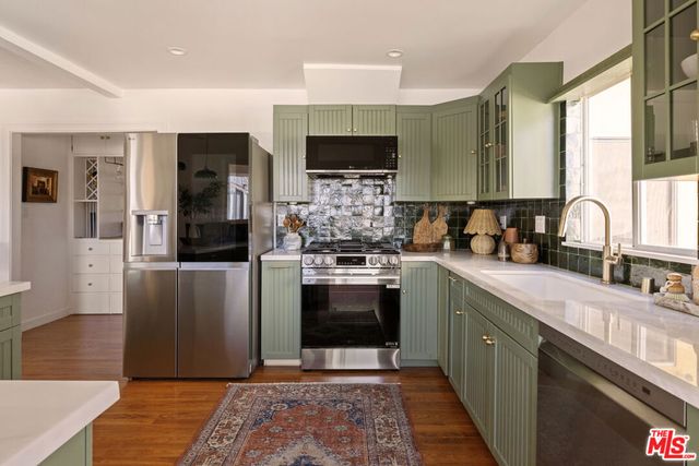 646 Crane Boulevard, Los Angeles, CA 90065