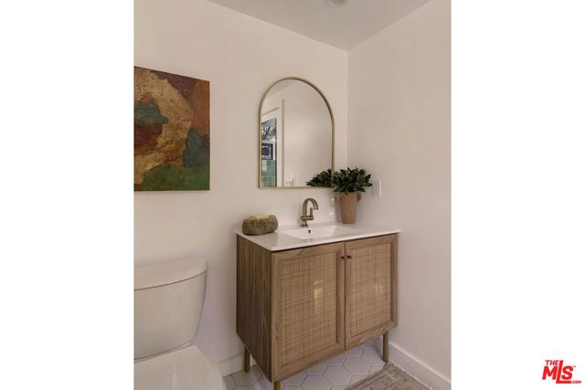 646 Crane Boulevard, Los Angeles, CA 90065