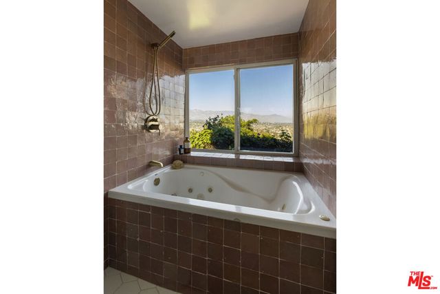 646 Crane Boulevard, Los Angeles, CA 90065