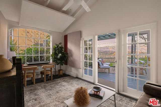 646 Crane Boulevard, Los Angeles, CA 90065