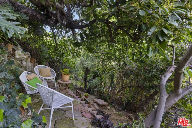 646 Crane Boulevard, Los Angeles, CA 90065