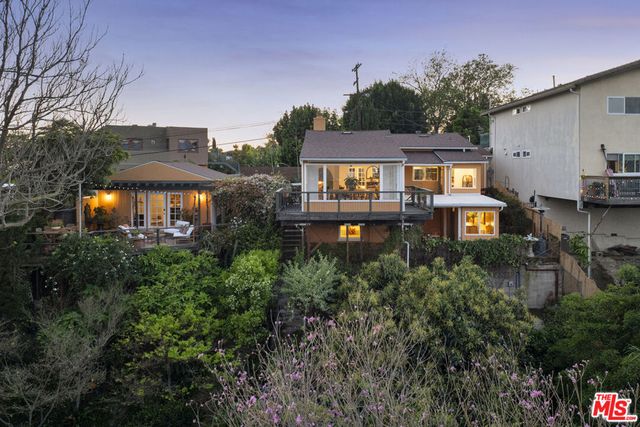 646 Crane Boulevard, Los Angeles, CA 90065