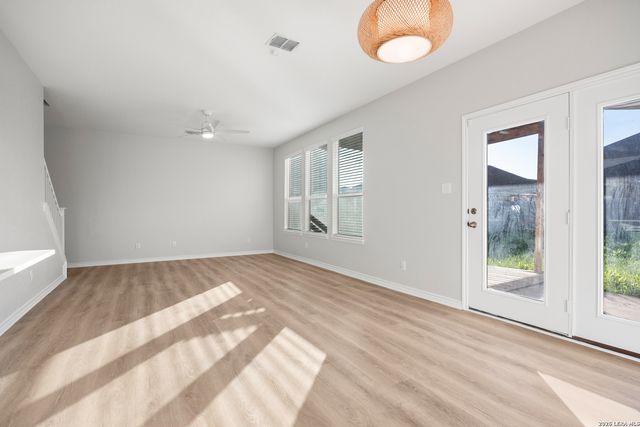 1922 Brandywine, New Braunfels, TX 78130