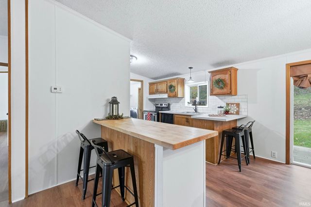 7140 N US Highway 24, Huntington, IN 46750