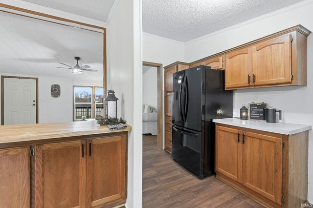 7140 N US Highway 24, Huntington, IN 46750