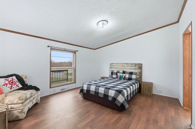 7140 N US Highway 24, Huntington, IN 46750