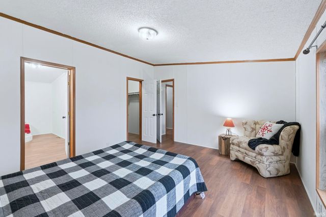 7140 N US Highway 24, Huntington, IN 46750