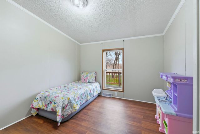 7140 N US Highway 24, Huntington, IN 46750