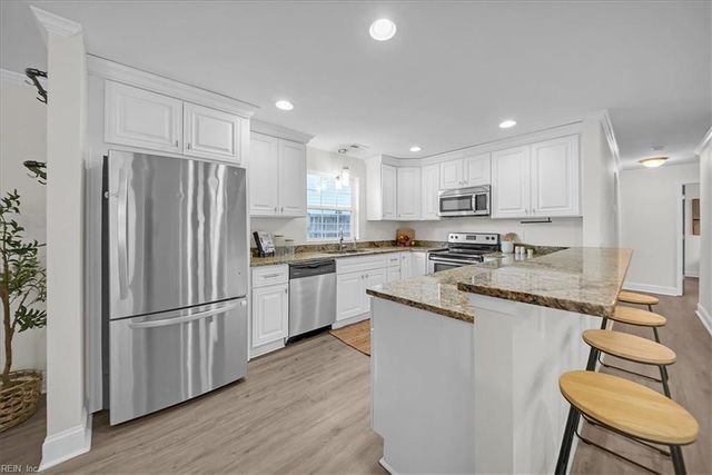 443 Pinewood DR, Virginia Beach, VA 23451