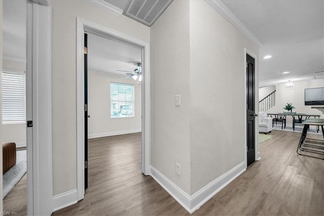 443 Pinewood DR, Virginia Beach, VA 23451