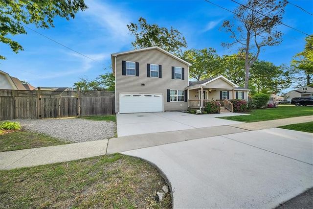 443 Pinewood DR, Virginia Beach, VA 23451