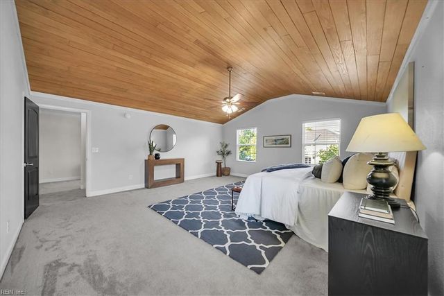 443 Pinewood DR, Virginia Beach, VA 23451