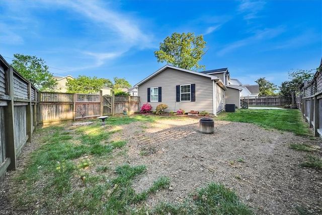 443 Pinewood DR, Virginia Beach, VA 23451