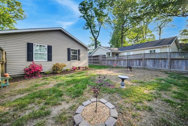 443 Pinewood DR, Virginia Beach, VA 23451